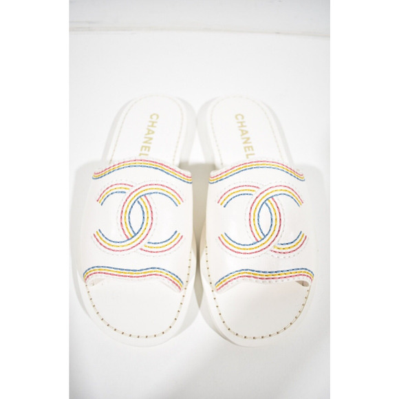Chanel 21P White Multicolor Lambskin Leather CC Logo Slide Sandal Mule Flat 36 - Picture 8 of 12
